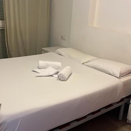Bonito Apartamento Cerca Del Puerto Малага Экстерьер фото